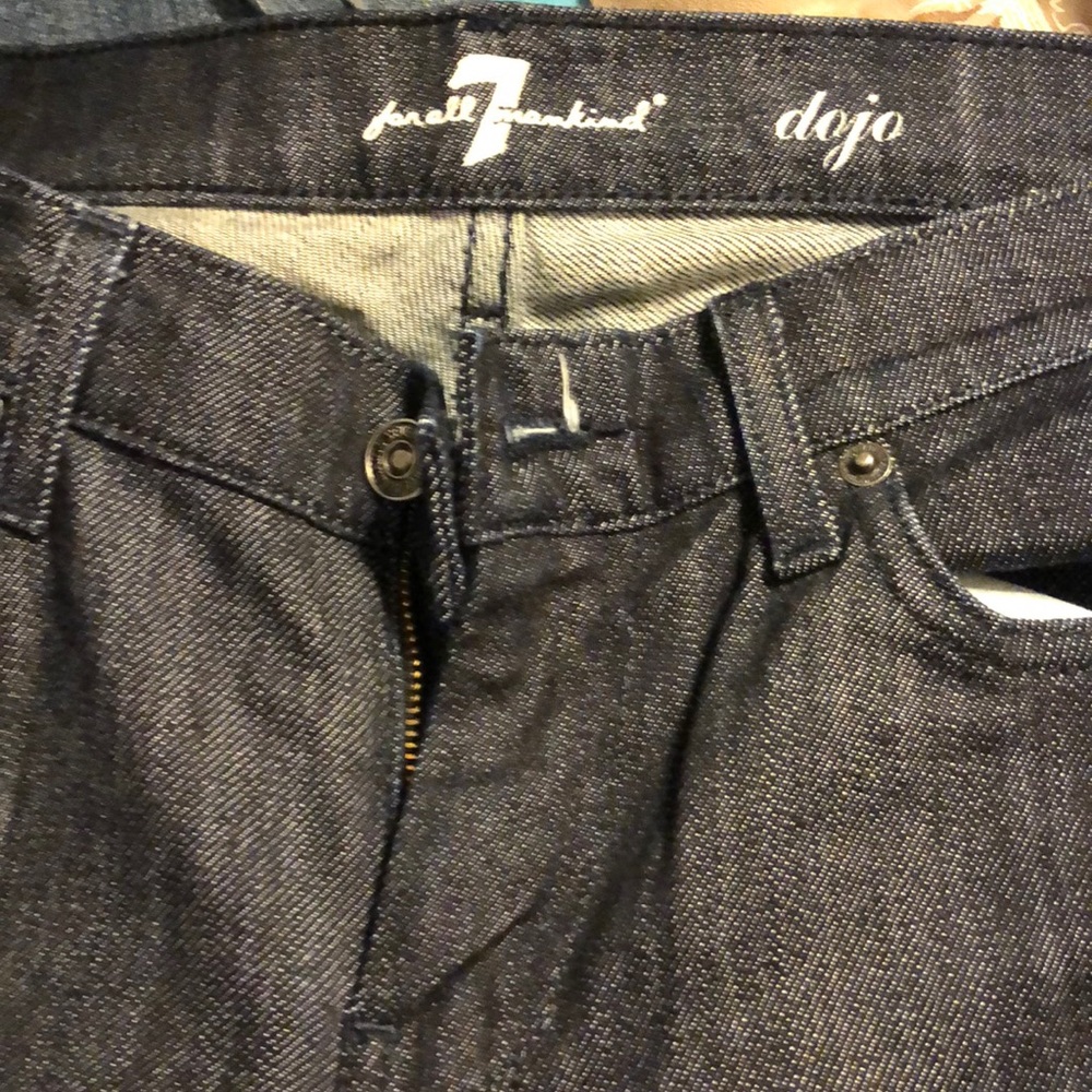 Jeans 7 - Picture 2 of 5